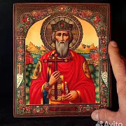 На память: Икона деревянная "Святой князь Владимир" — фотография 2