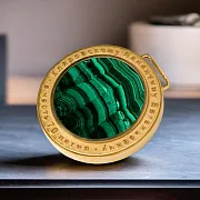 Бронзовая композиция «Медаль» — красивый подарок — фотография 1