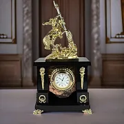 Интерьерные часы «Георгий Победоносец» — красивый подарок — фотография 1