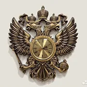 В подарок: Часы с гербом РФ, резные из массива ясеня — фотография 1