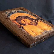 На память: Икона деревянная «Христос во гробе» — фотография 4