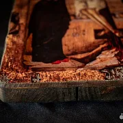 Подарочная икона "Распятие Иисуса Христа " +подставка — фотография 8
