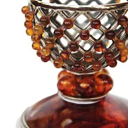 На память: Подставка под яйцо (янтарь) — фотография 3