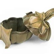 На память: Бронзовая шкатулка «Тыква» — фотография 2