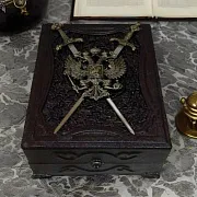 Ручная работа: Романовы. 300 лет служения России — историческое издание — фотография 1