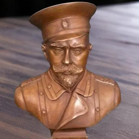 На память: Бюст «Деникин» из бронзы