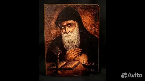 На память: Икона "Монах Шарбель" дерево, ручная работа