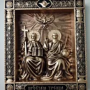 Резная икона Пресвятая Троица (Новозаветная) — оригинальный подарок — фотография 4