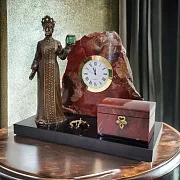 Часы «Хозяйка Медной горы» с яшмой и долеритом — красивый подарок — фотография 1