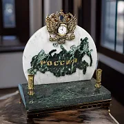 Подарочные часы «Россия» с гербом и подставками — фотография 1