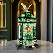 Часы «Орел» из малахита с бронзовой фигурой — необычный подарок — фотография 1