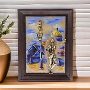 На память: Бронзовая картина «Парень с розой. Набережная. Мост» — фотография 1